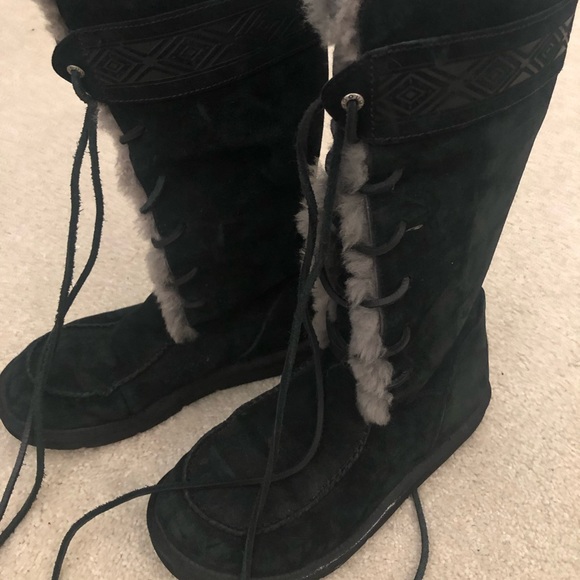 Lace up UGG boots - Picture 3 of 7